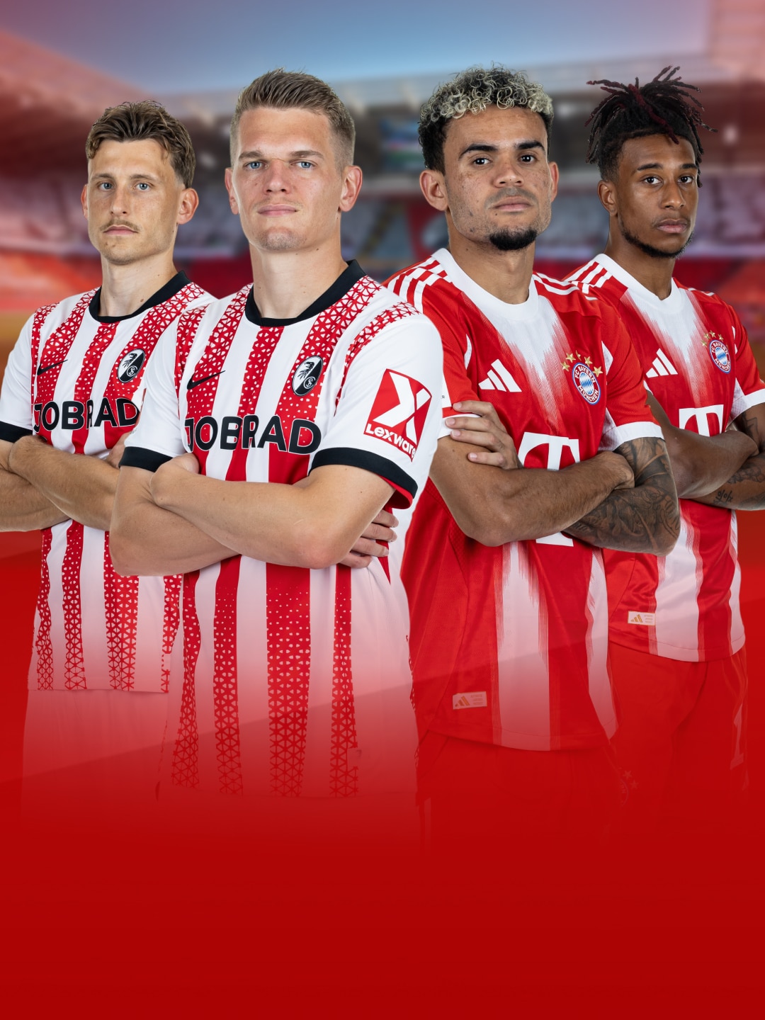 Jeweils zwei Spieler von SC Freiburg vs. FC Bayern München 